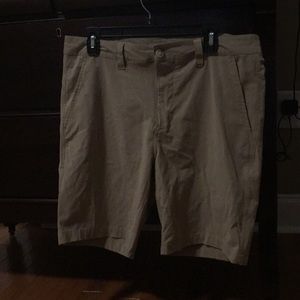 Southern tide men’s shorts gently worn